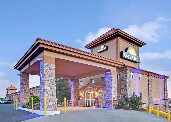 Days Inn By Wyndham Ridgefield Nj