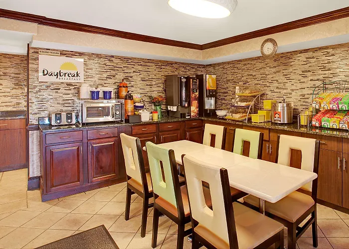 Days Inn By Wyndham Ridgefield Nj