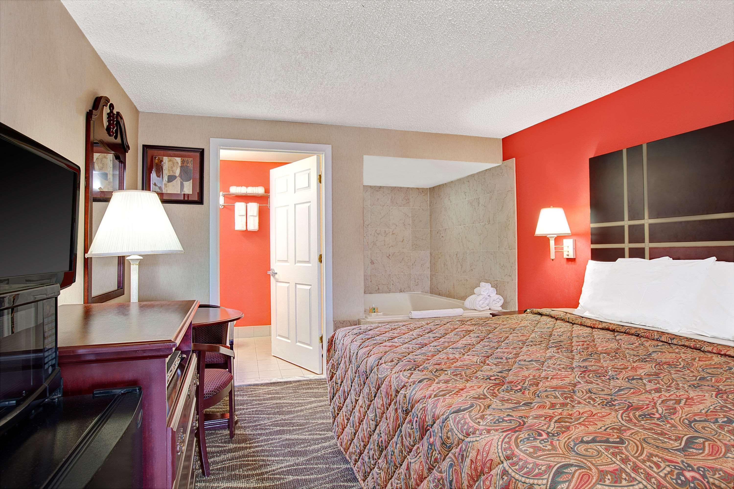 Days By Wyndham Nj Ridgefield