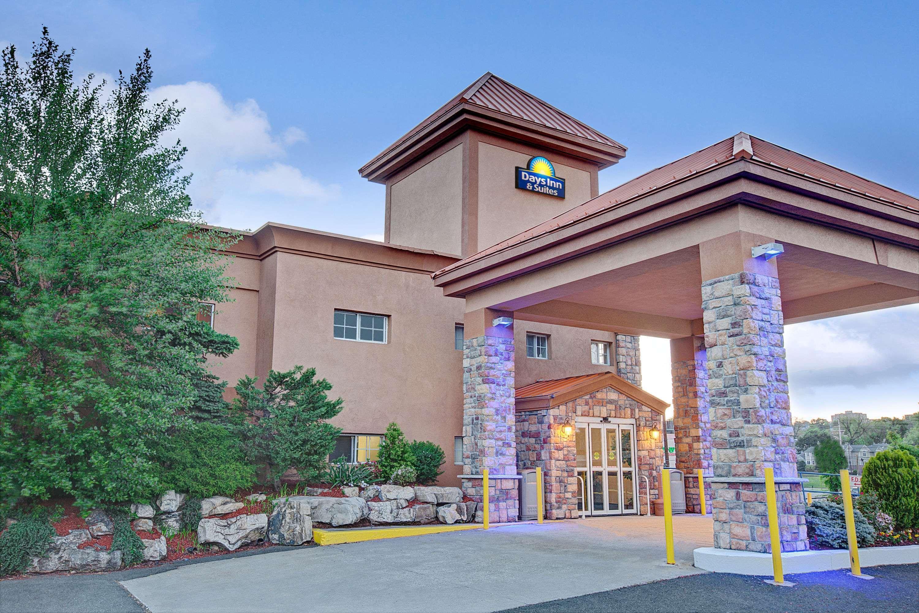 Days By Wyndham Nj Hotel